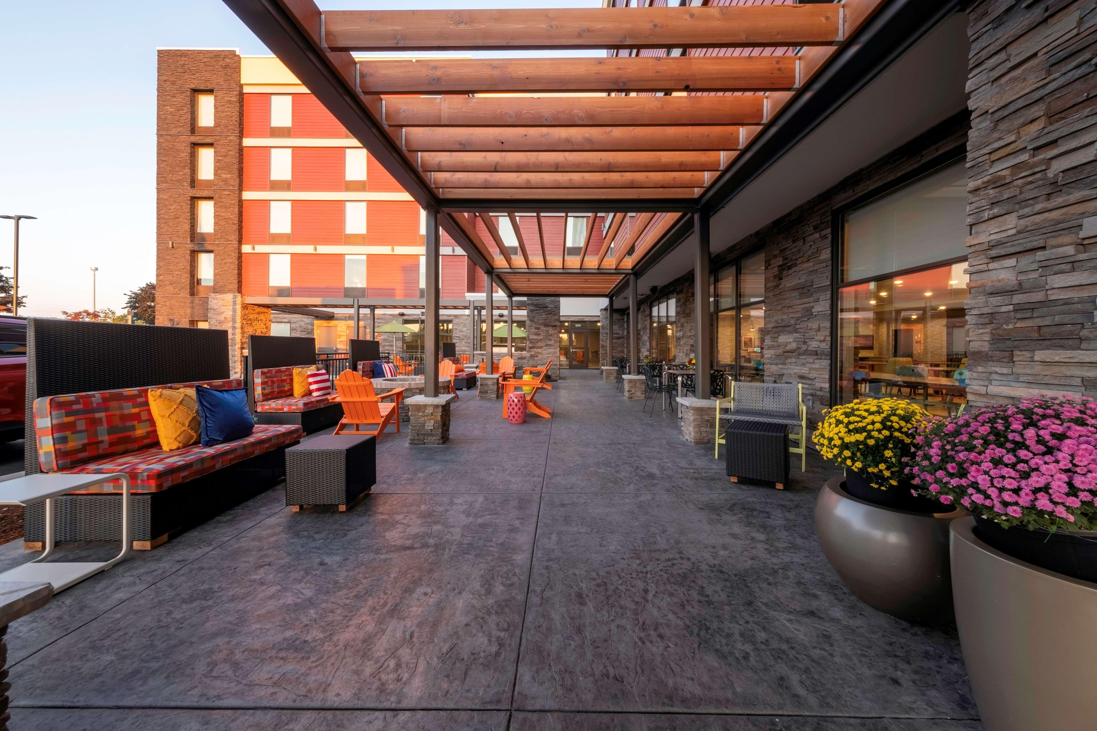 Home2 Suites By Hilton Portland Hillsboro Exterior photo