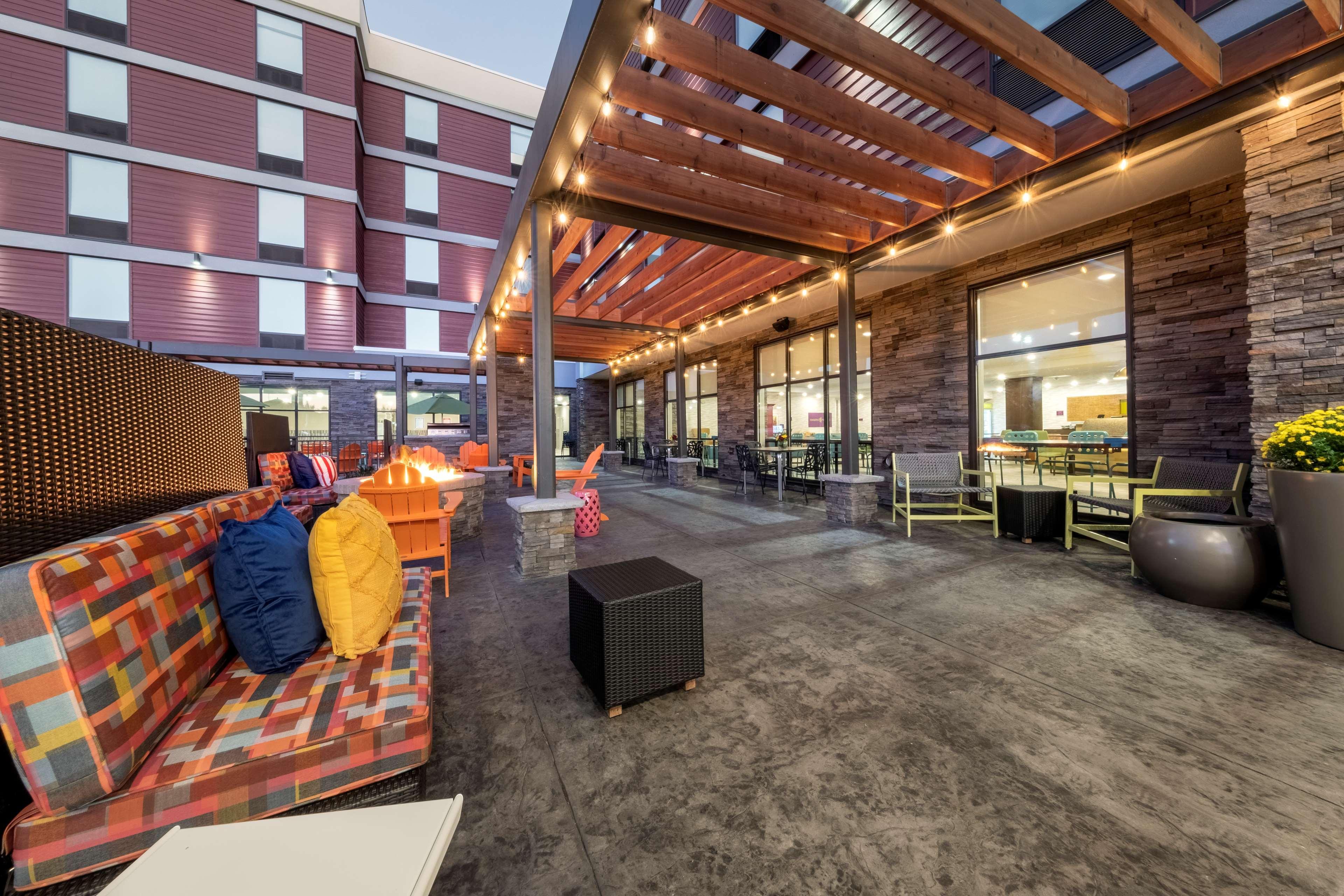 Home2 Suites By Hilton Portland Hillsboro Exterior photo